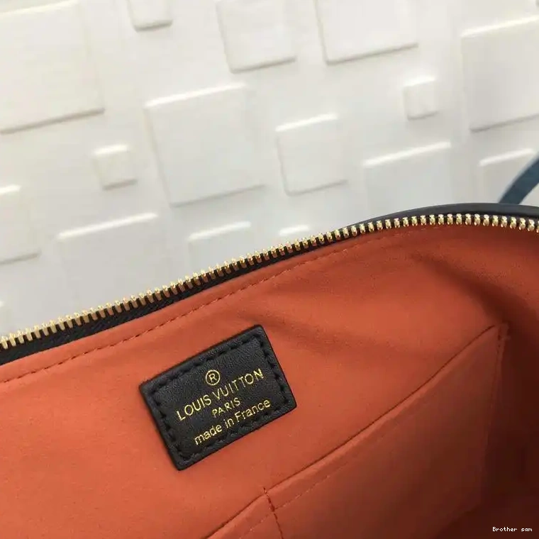 Brother sam 19T1L0331 LV Bags 0618